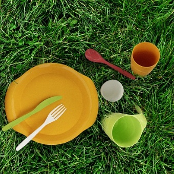 Europe will refuse disposable plastic tableware by 2021